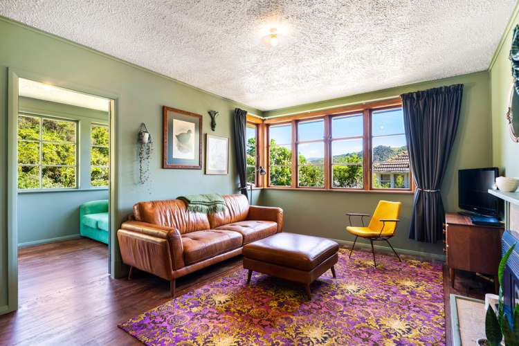 18 Boyd Grove Naenae_2