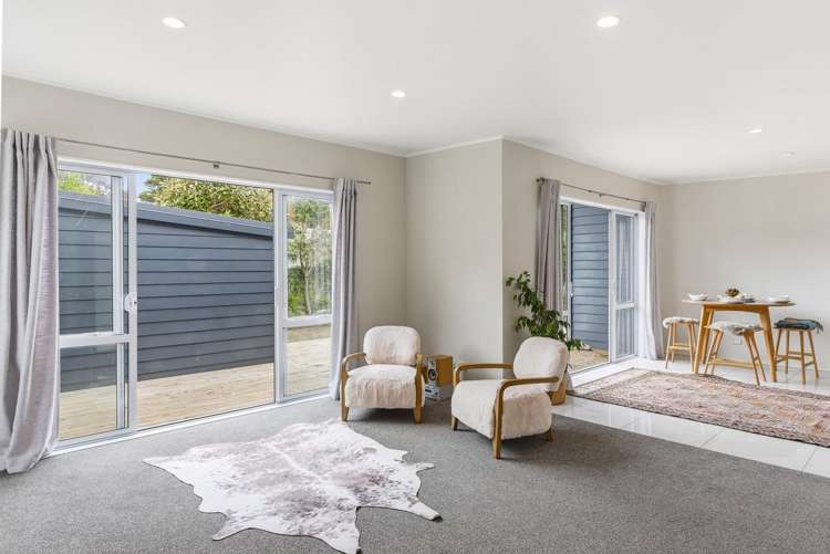 7 Forest Road Raumati South_8