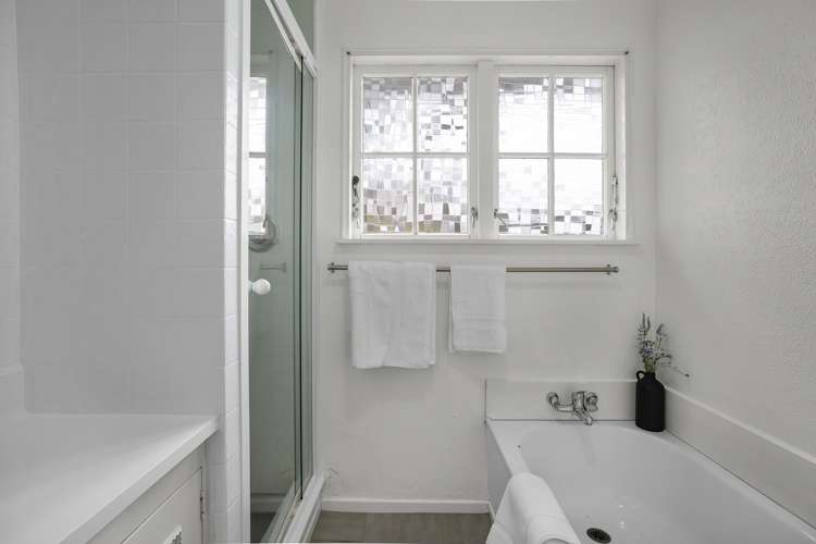 19 Bexley Grove Wainuiomata_11