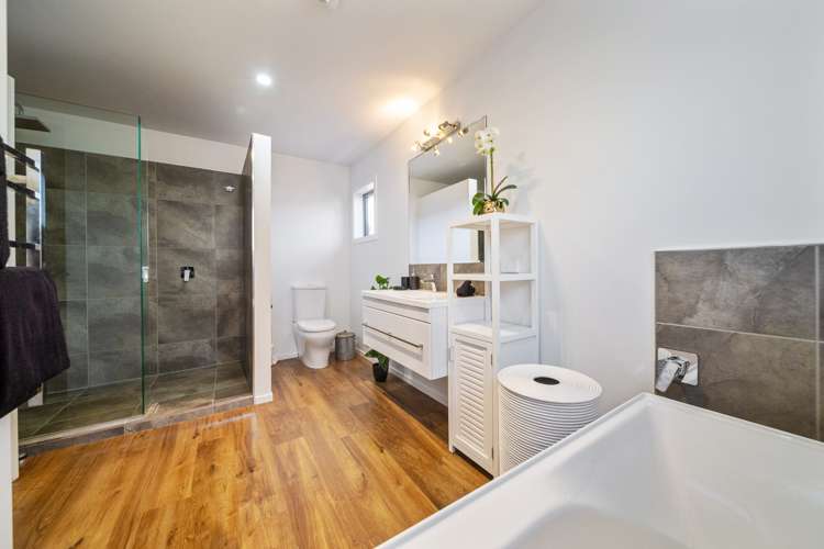 19b Kenmore Street Westown_17