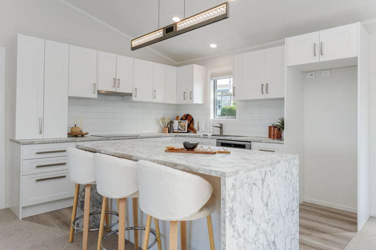 1071 Whangaparaoa Road_4