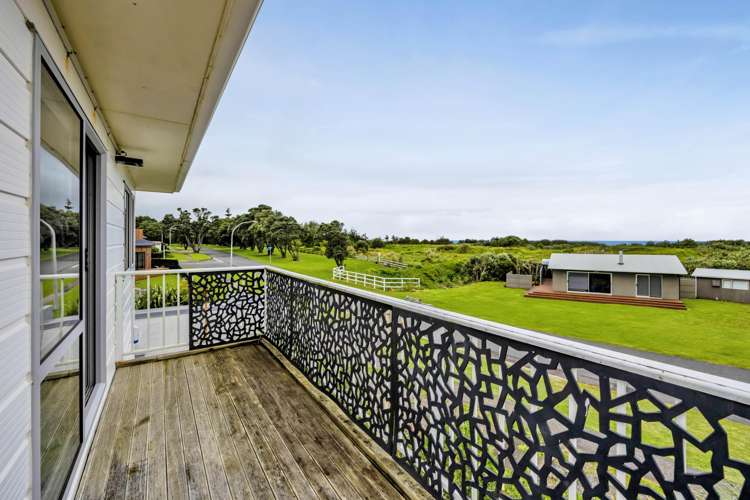 11 Dieffenbach Street Opunake_20