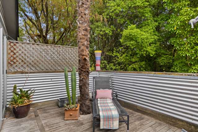 18 Birdwood Avenue Beckenham_4