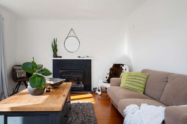 60 Pemberton Crescent_0