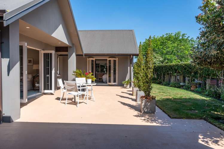 1 Westbury Mews Huntington_14