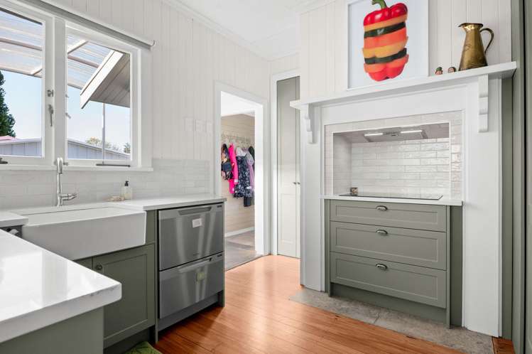 2 St Olpherts Avenue Hamilton East_6