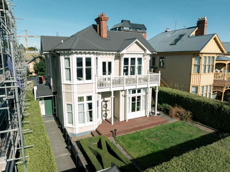 309 Montreal Street_2