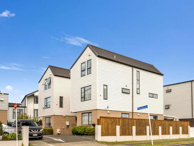 6 Manahau Lane Flat Bush_2