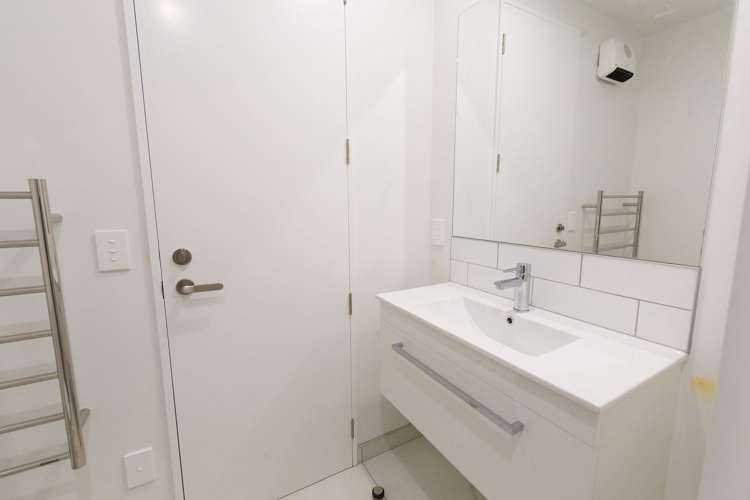 2/4 Tweed Street Richmond_13