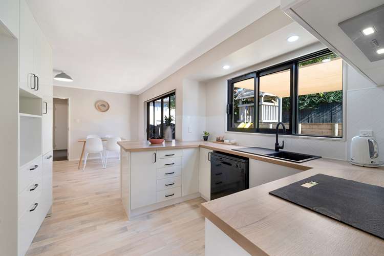 26 Garton Drive Massey_2