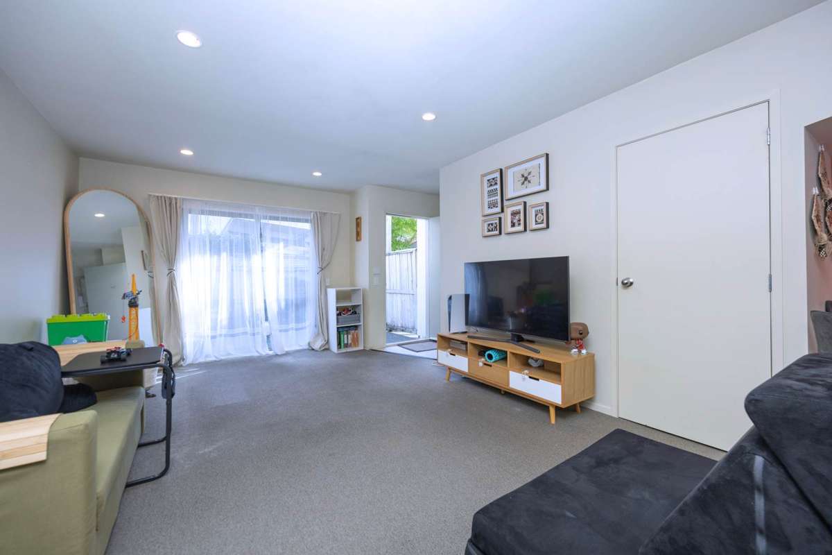 64/21 Hunters Park Drive_3