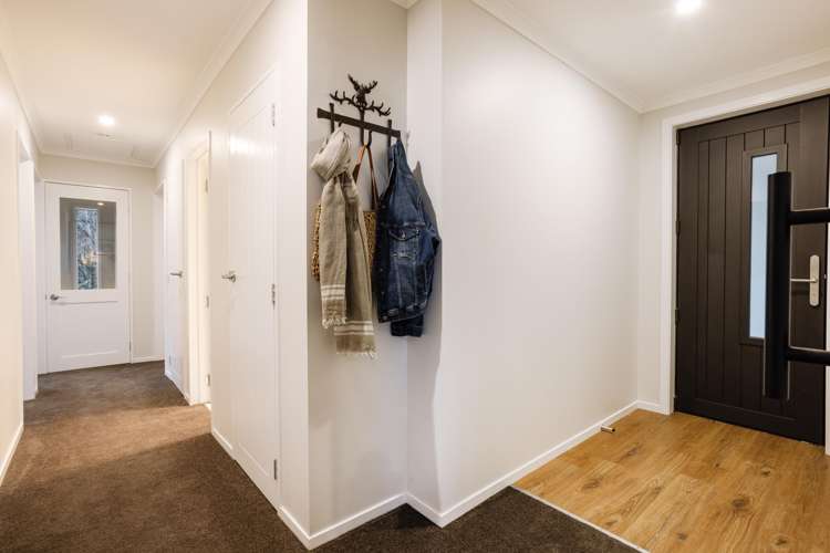 44 and 58 Hilton Road Highcliff_20
