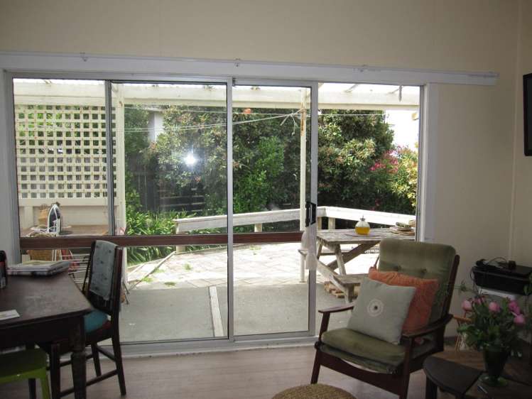 9 Ohinemuhu Street Porangahau_3