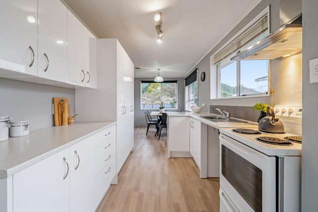 77 Pasadena Crescent Totara Park_3
