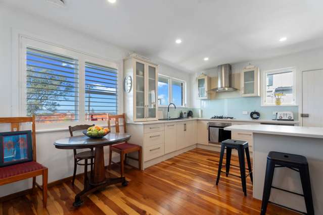 2/48a Tawa Road One Tree Hill_4