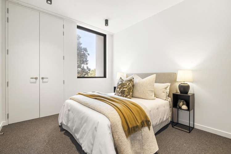 6/423-427 Beach Road Mairangi Bay_9