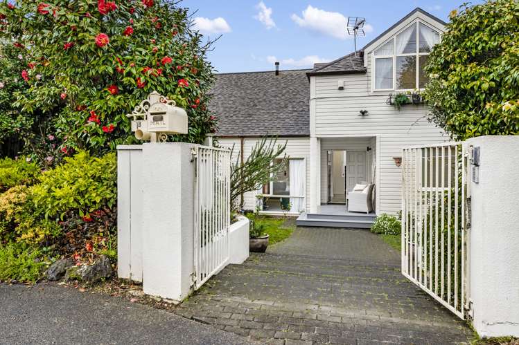 1b Adrienne Place Onehunga_24