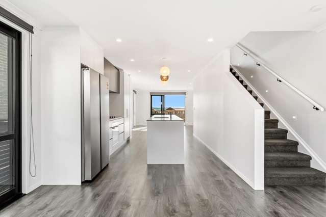 17 Seafarer Crescent Stanmore Bay_2