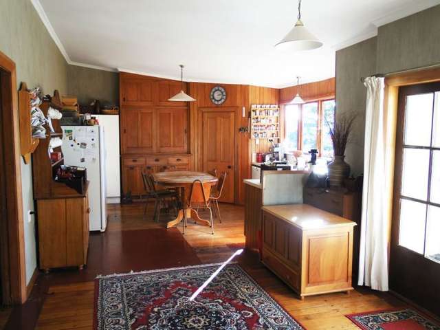 447 Tilverstowe Road Island Cliff_3