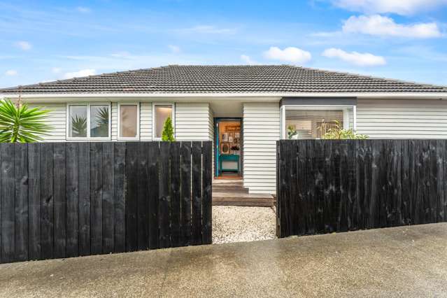Charming, Delight: Sellers Are Taking Flight