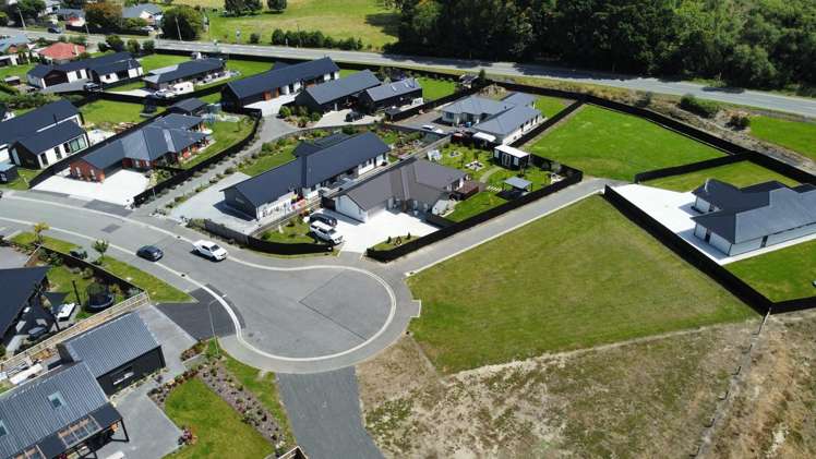 33 Franks Place Outram_6