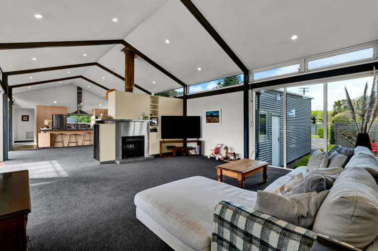 129 Richmond Road Waitara_17