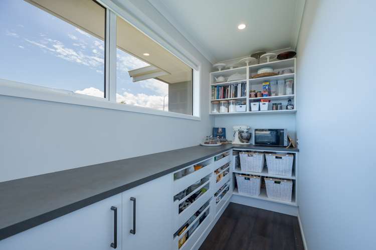 2 Hallmark Drive Hope_10