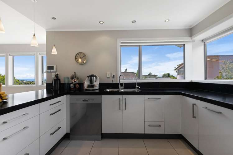 1/60 Penzance Road Mairangi Bay_22