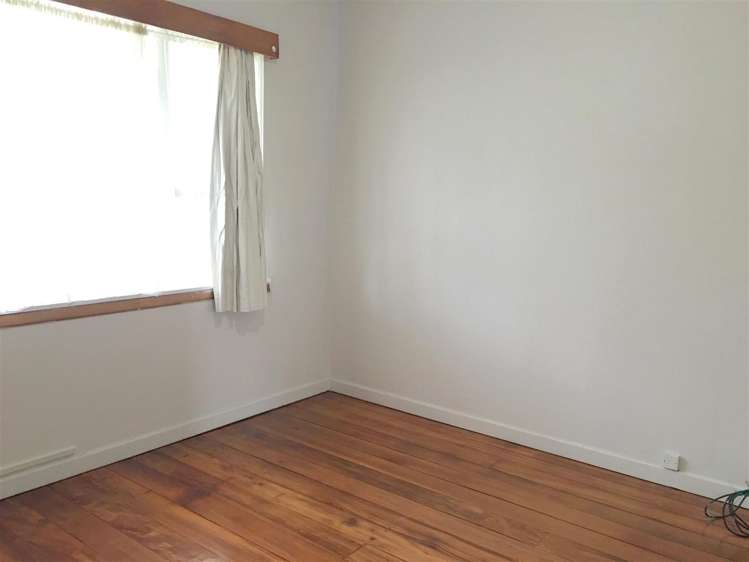 11 Hutchinson Avenue New Lynn_6