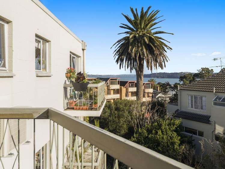 6/5 Curran Street Herne Bay_5