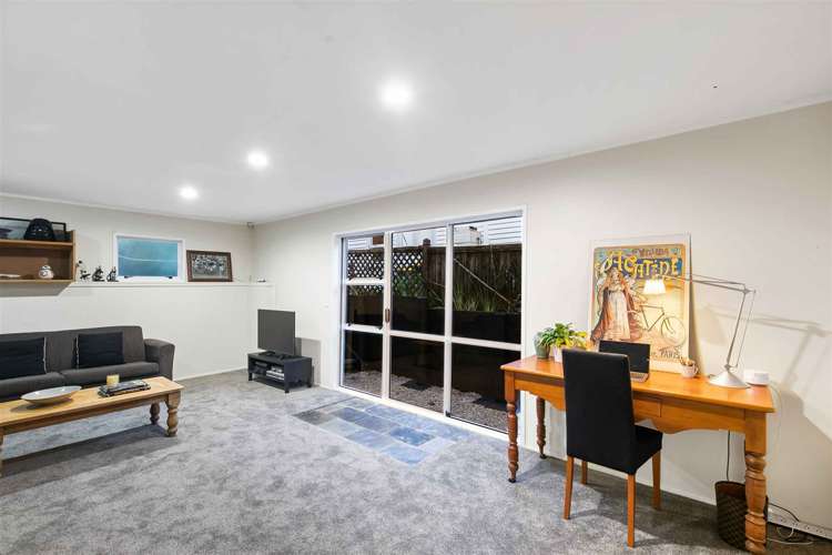 16 Creamer Avenue Belmont_12