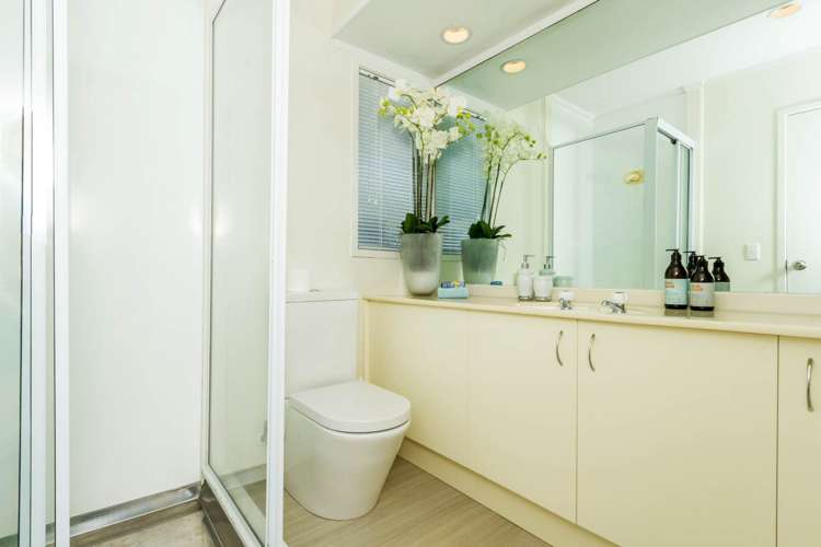 2 Cairnbrae Court Northcross_17