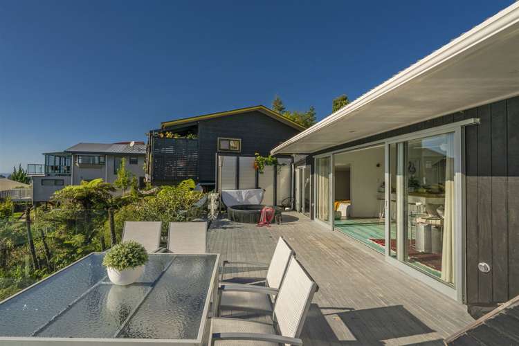 4 Pine Grove Tairua_17