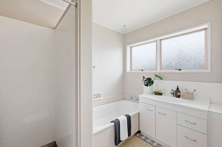 1/34 Shanaway Rise Hillcrest_16