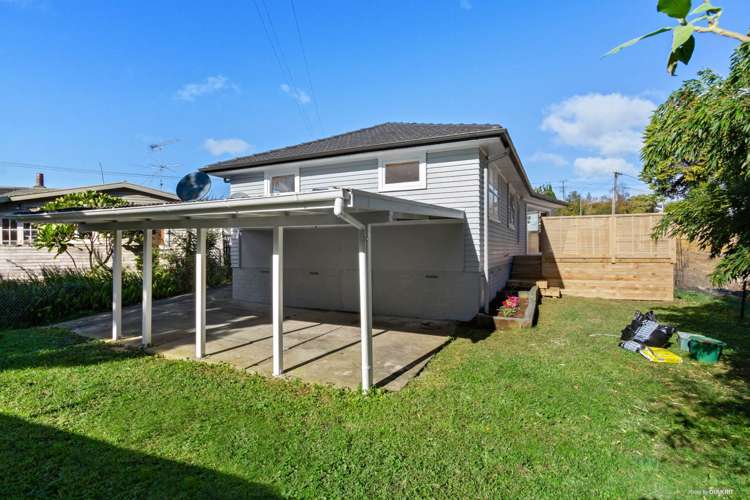 103 Seabrook Avenue New Lynn_13