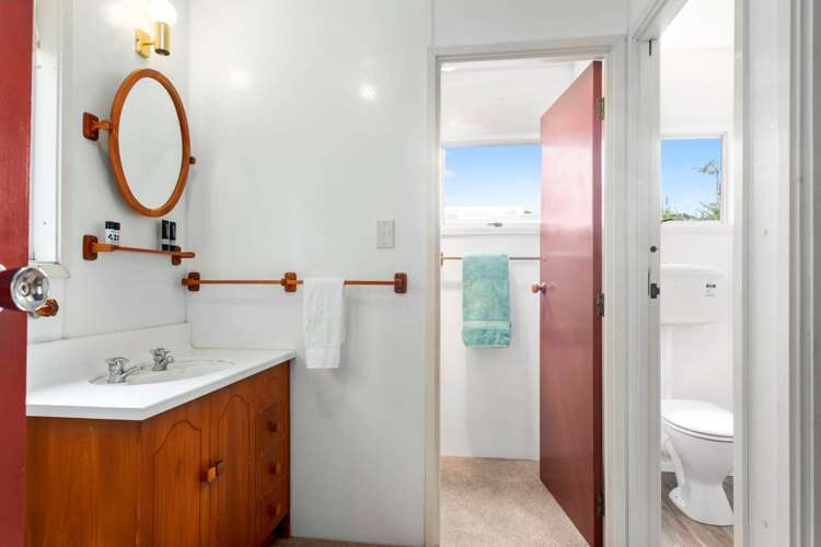 5 Mcilroy Avenue Hillsborough_14