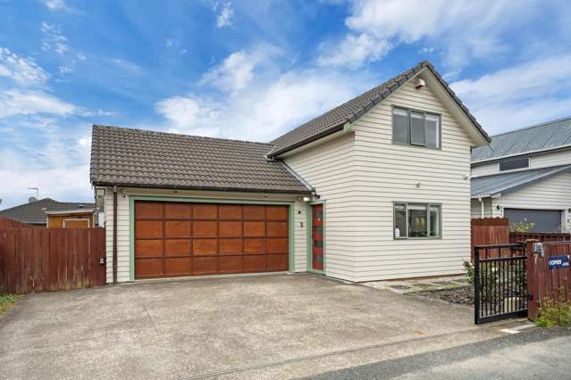 Freehold, Fully Fenced & Entry Level