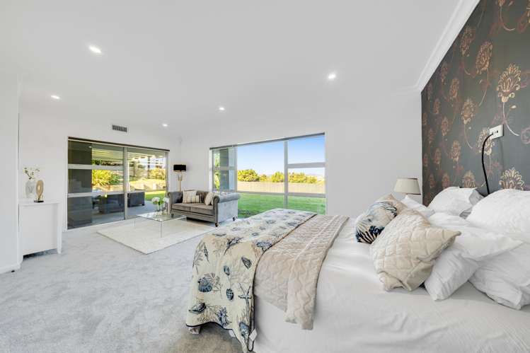 731 Redoubt Road Flat Bush_18