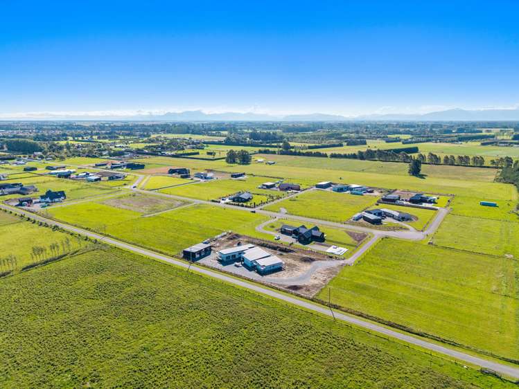 19 Meadowlands Green Allenton_7