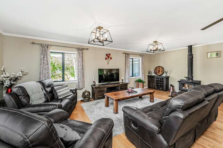 80 Bangor Road Darfield_14