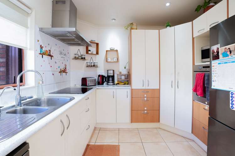 66d Waimumu Road Massey_17