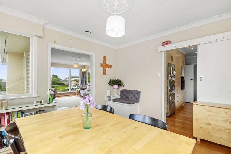 27 Magnolia Grove Maungaraki_11