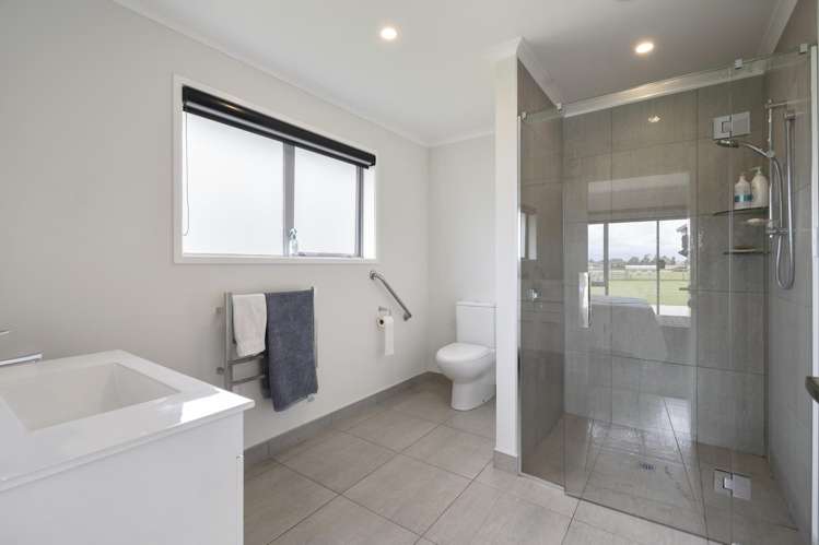 14 Heatherlea West Road Levin_24