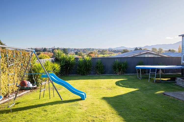 35 Gordon Terrace Gore Surrounds_17