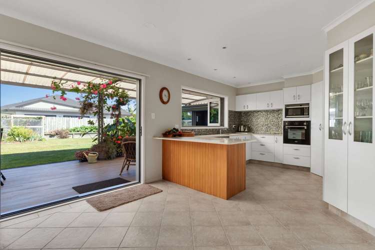 7 Bahamas Key Papamoa_5