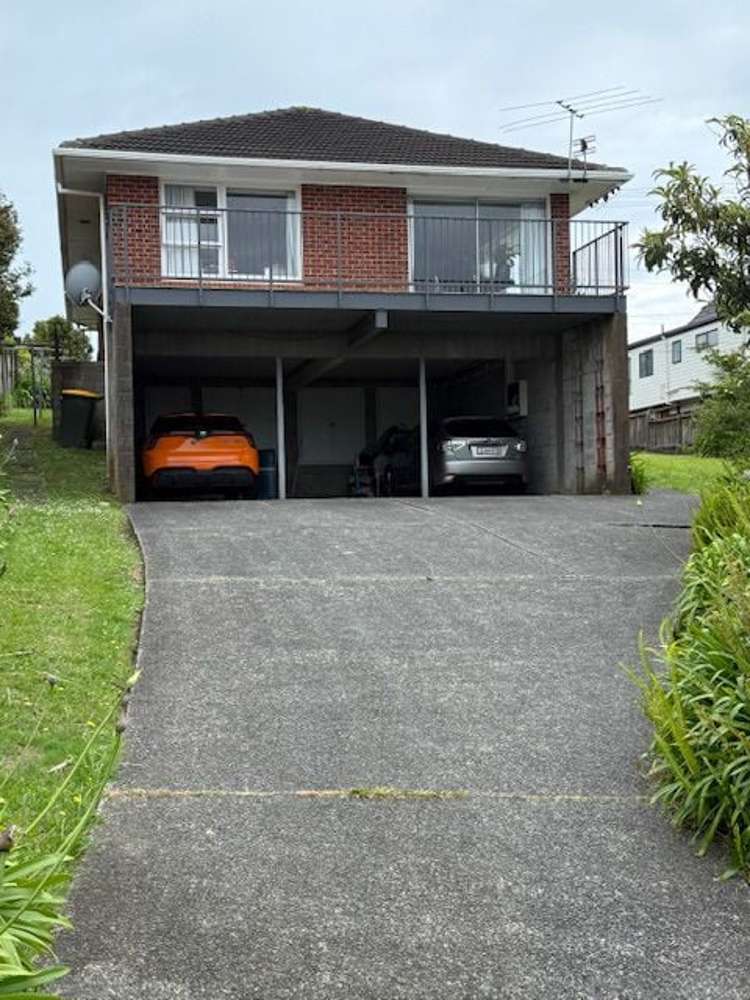 2/4 Dewsbury Terrace Castor Bay_2