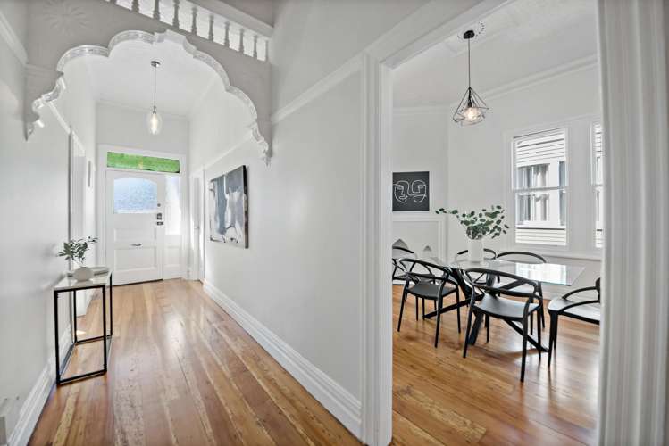 18 Sandringham Road_3