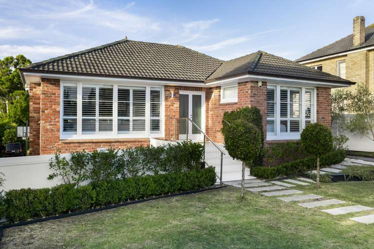 33 Fairlands Avenue_0