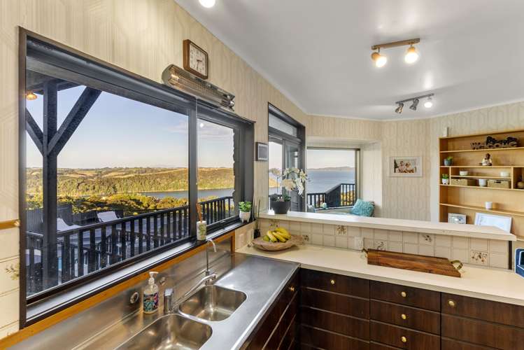 4 Kotare Place Sandspit_16