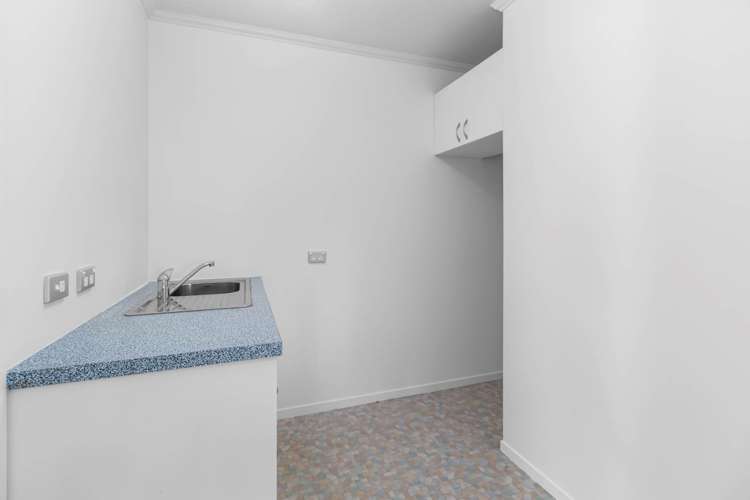 241c Royal Road Massey_17